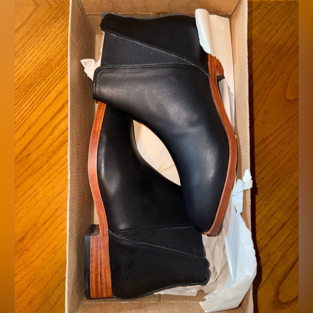Nisolo Chelsea Boots | Black Leather | Women’s Size 6 | NWT